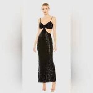 NWT Mac Duggal dress 70130. Cutout Waist black Sequin Formal Gown.  Size 4